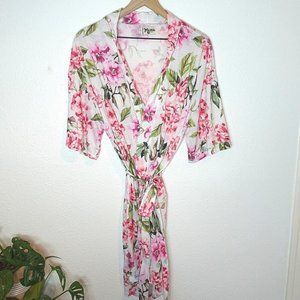 Show Me Your MuMu Robe Brie Floral Short Sleeve Robe for Bridesmaids/ Mama Labor